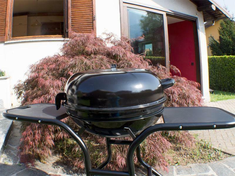 Villa Iris -Pet Friendly Stay - Garden - Private Parking- Bike Friendly Holiday House Colico Luaran gambar